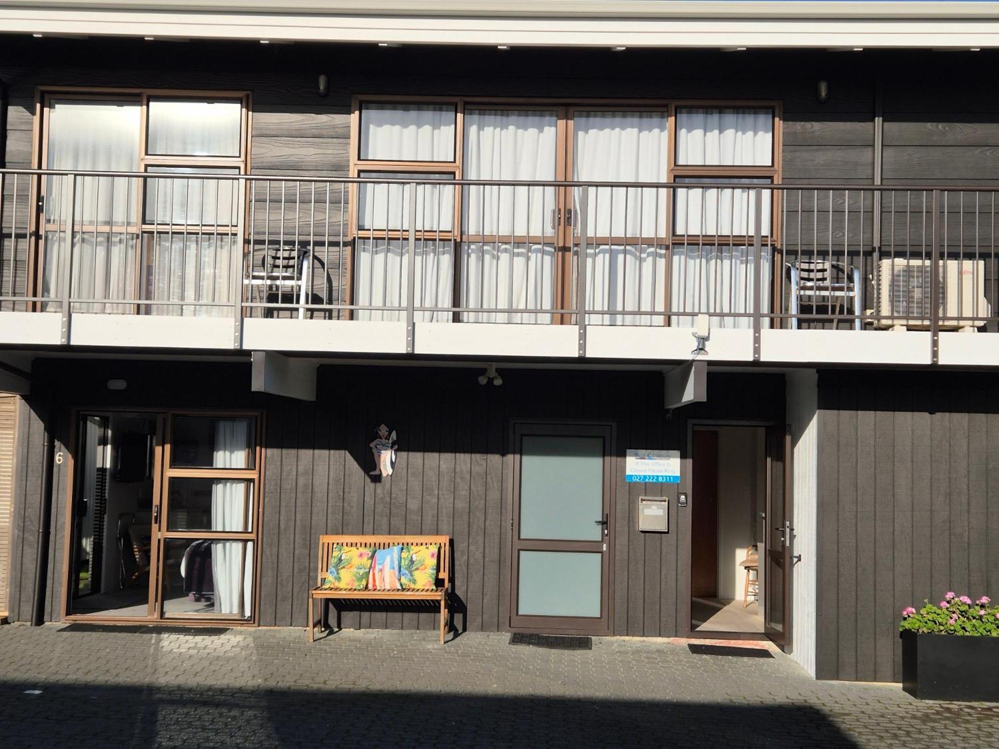 Blue Marlin Apartments Whitianga Exterior foto